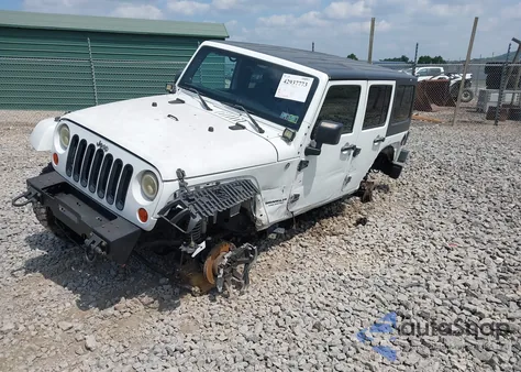2011 Jeep Wrangler Unlimited Sahara z USA, uszkodzony, nr VIN 1J4BA5H17BL593609